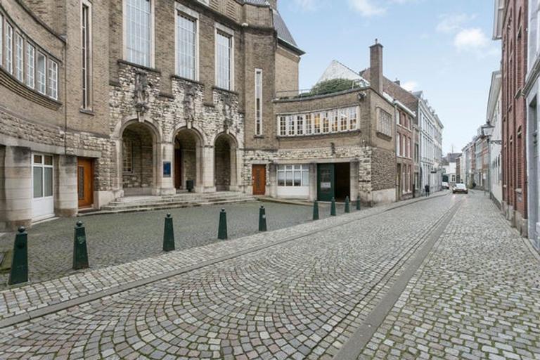 Quiet 165 m² loft in the heart of Maastricht - Image 20