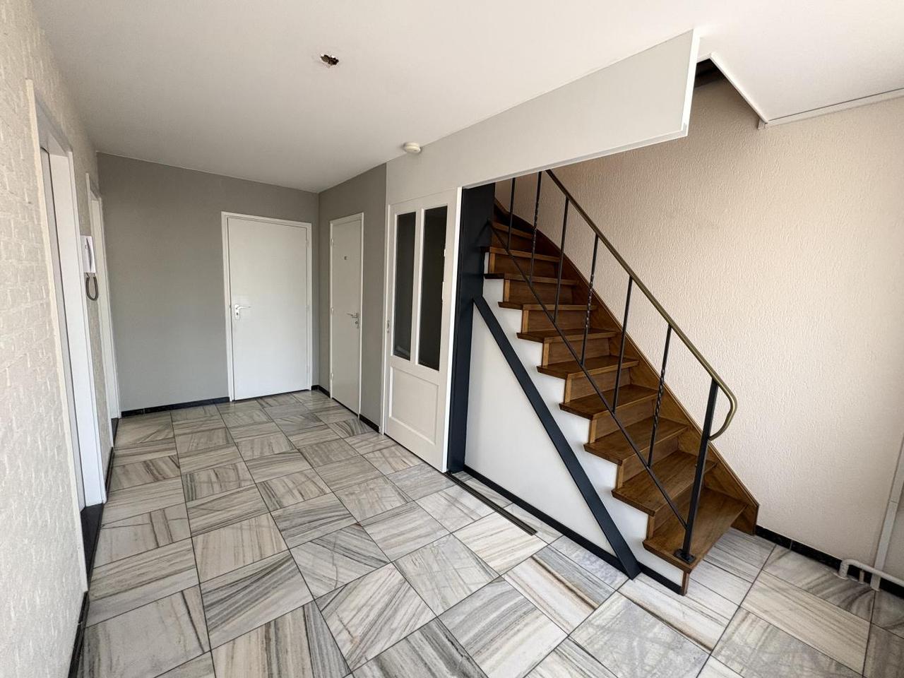 170 m² of living space with large roof terrace in Ospel - Image 3