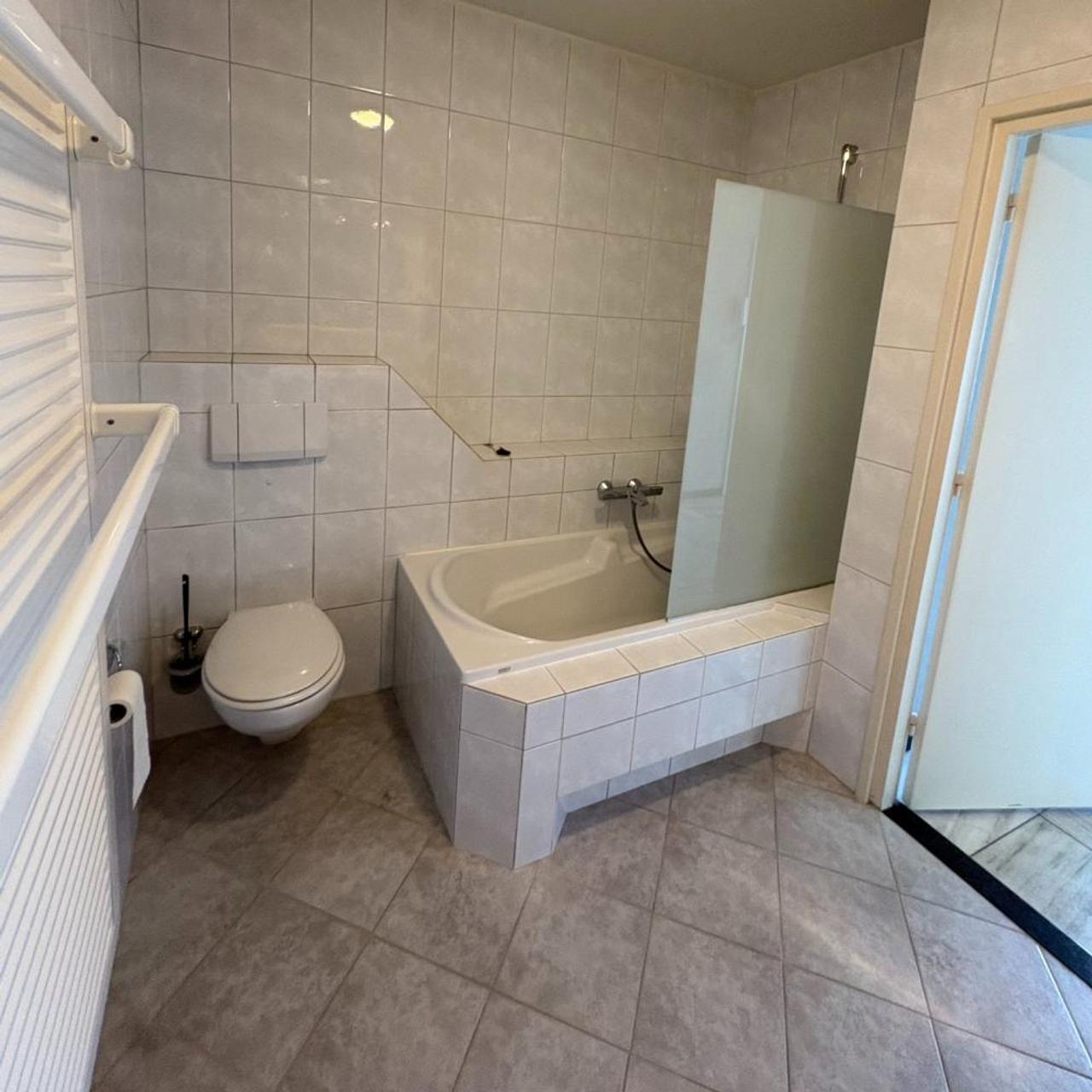 170 m² of living space with large roof terrace in Ospel - Image 13