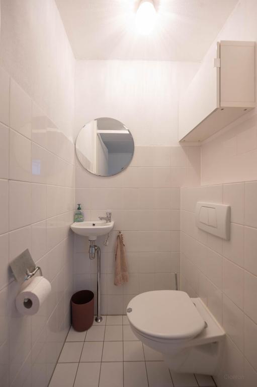 South-Facing Balcony & 3 Bedrooms in Utrecht - Image 12
