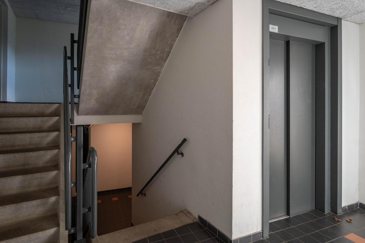 South-Facing Balcony & 3 Bedrooms in Utrecht - Image 16
