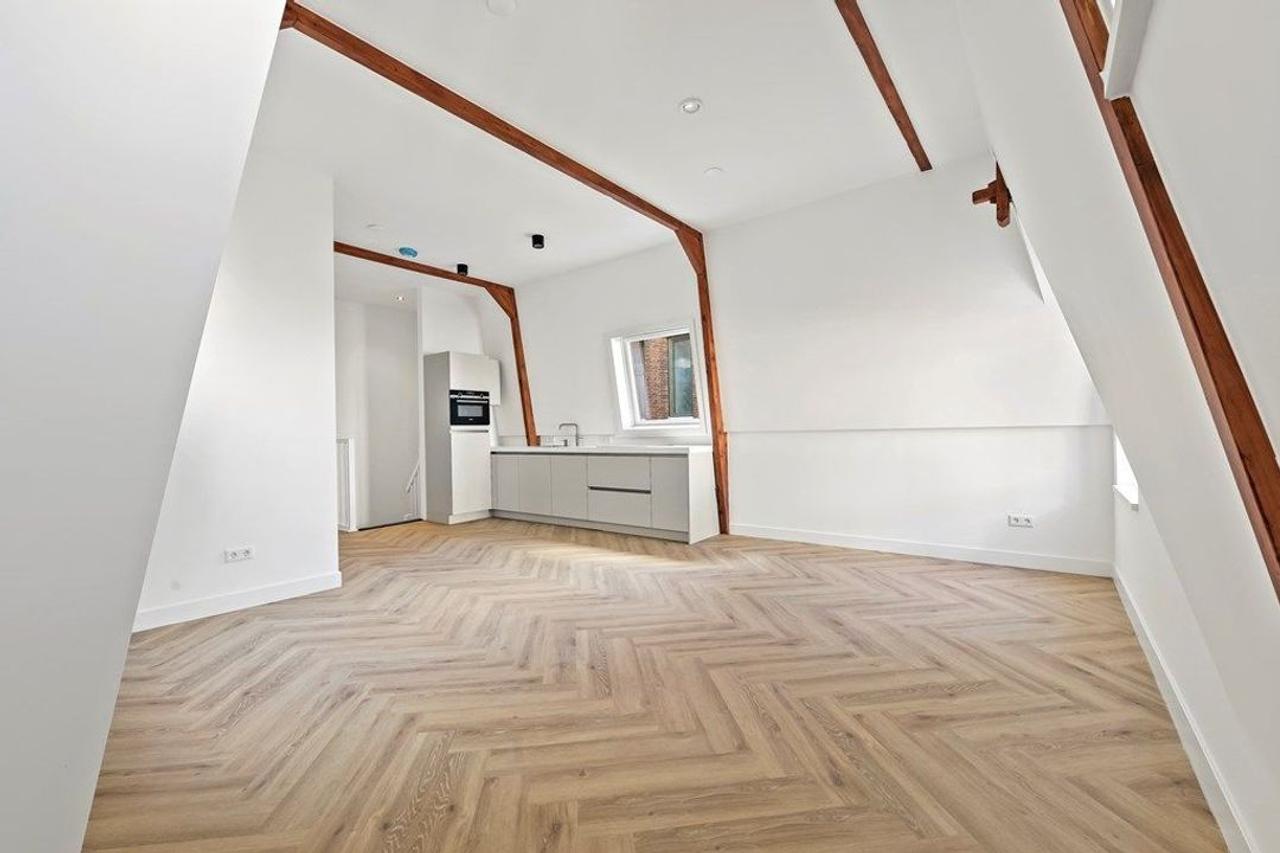64 m² appartement met twee slaapkamers - Afbeelding 1
