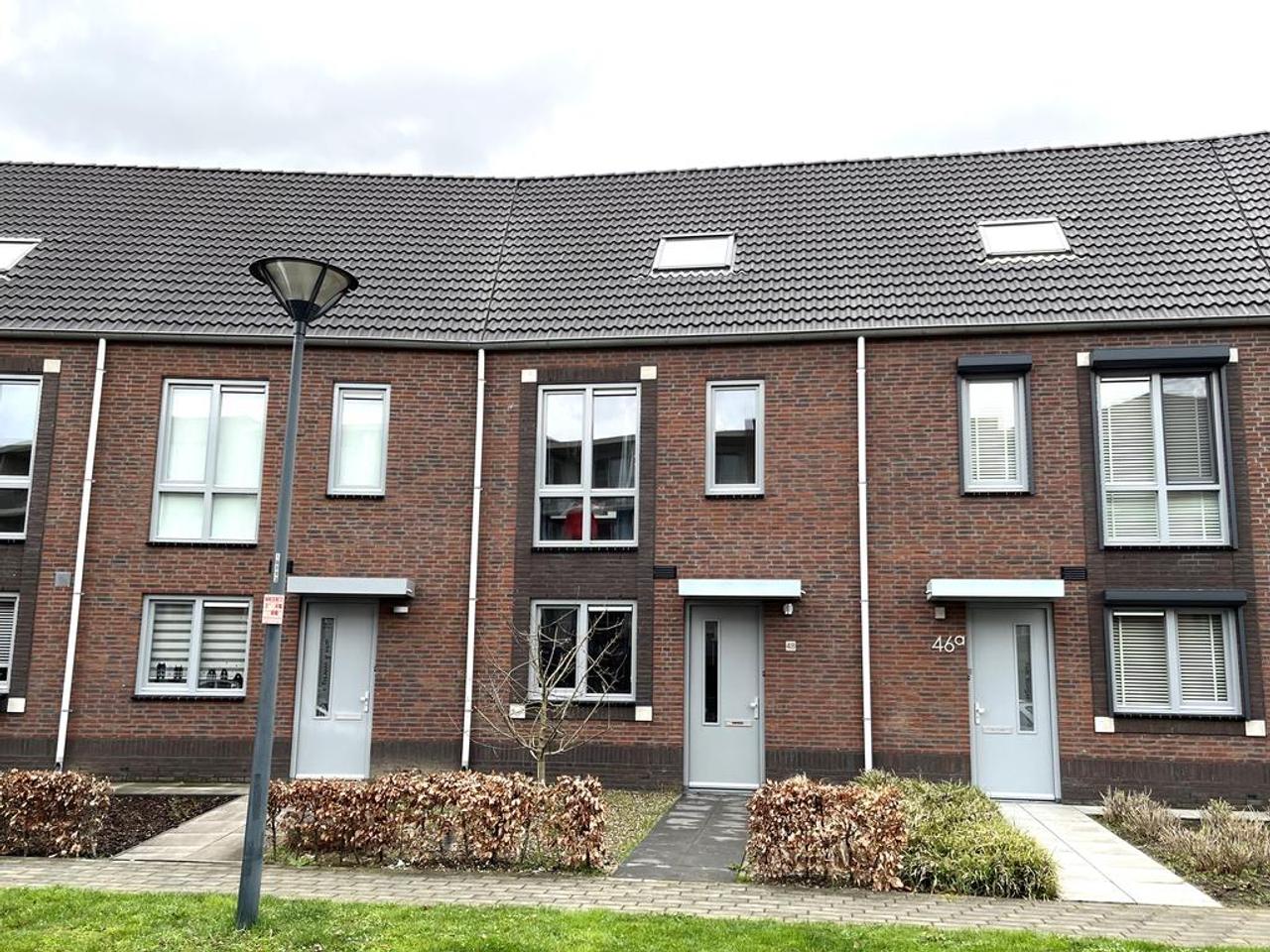 121 m² living space and deep garden in Herten - Image 2