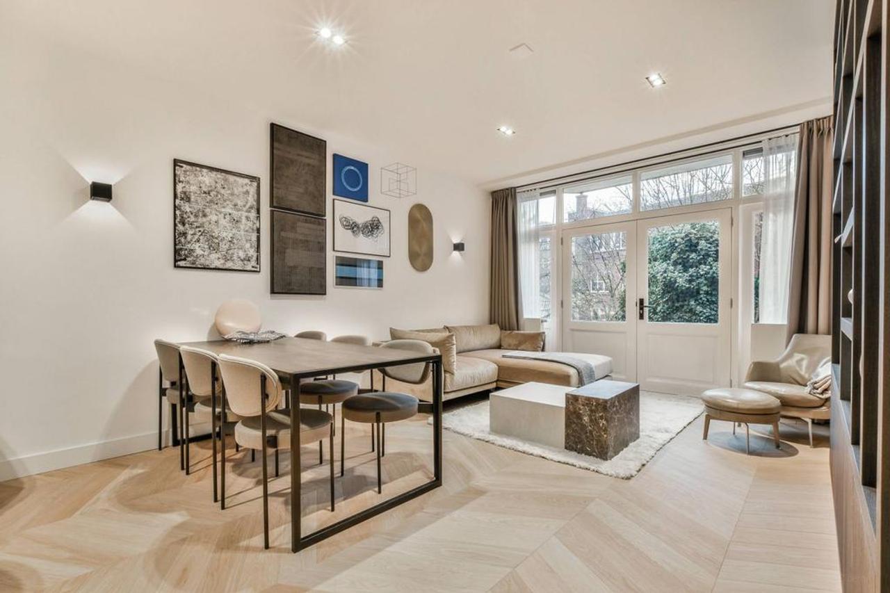 Gemeubileerd wonen met balkon aan de Vondelstraat - Afbeelding 1