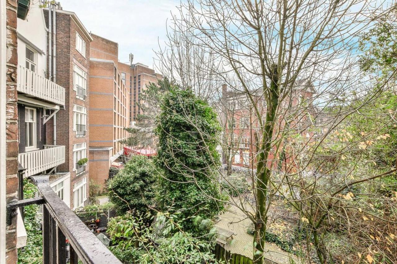 Gemeubileerd wonen met balkon aan de Vondelstraat - Afbeelding 13