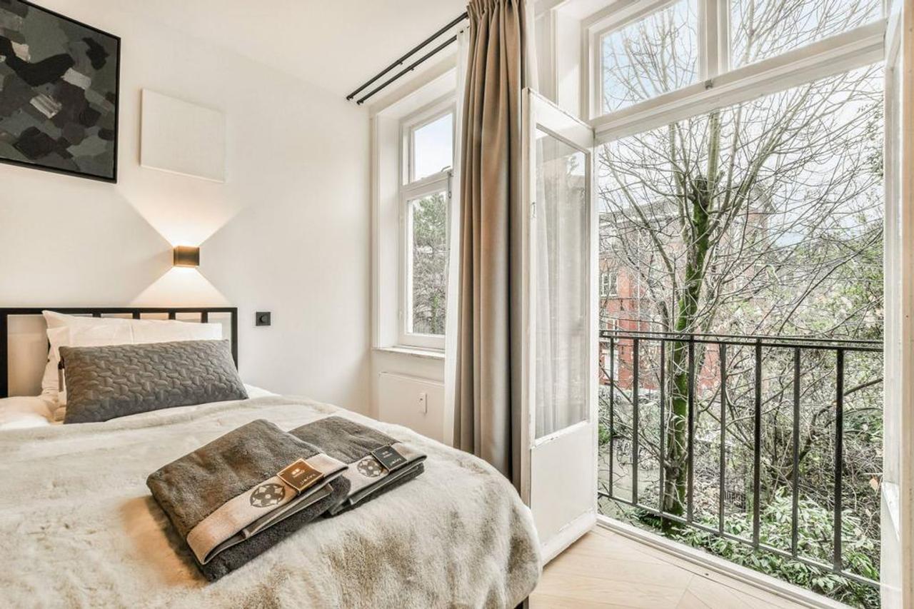 Gemeubileerd wonen met balkon aan de Vondelstraat - Afbeelding 16