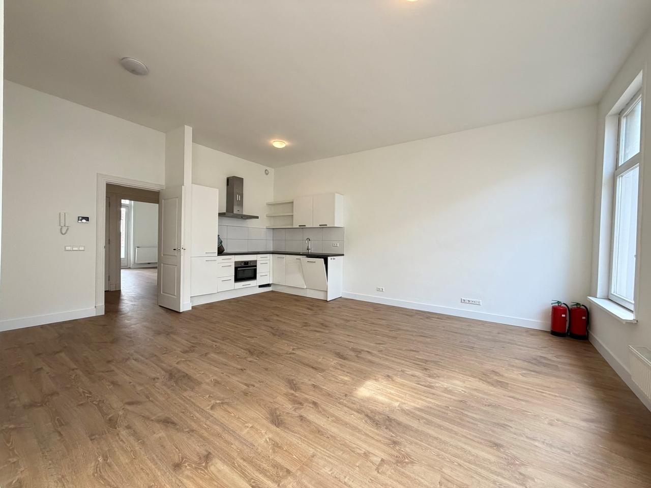 158 m² en zes slaapkamers in Middelland - Afbeelding 1