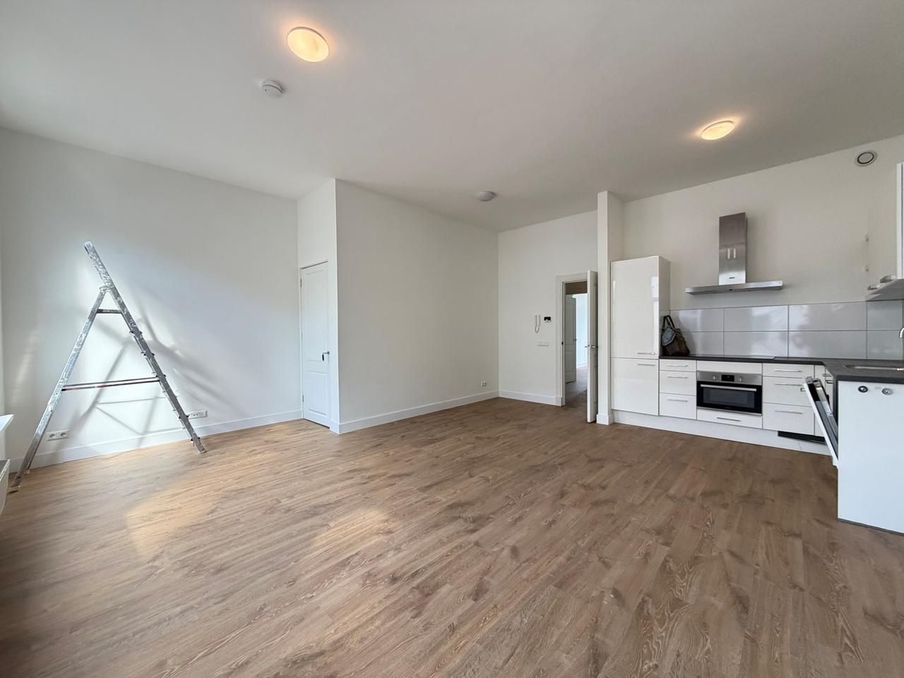 158 m² en zes slaapkamers in Middelland - Afbeelding 2