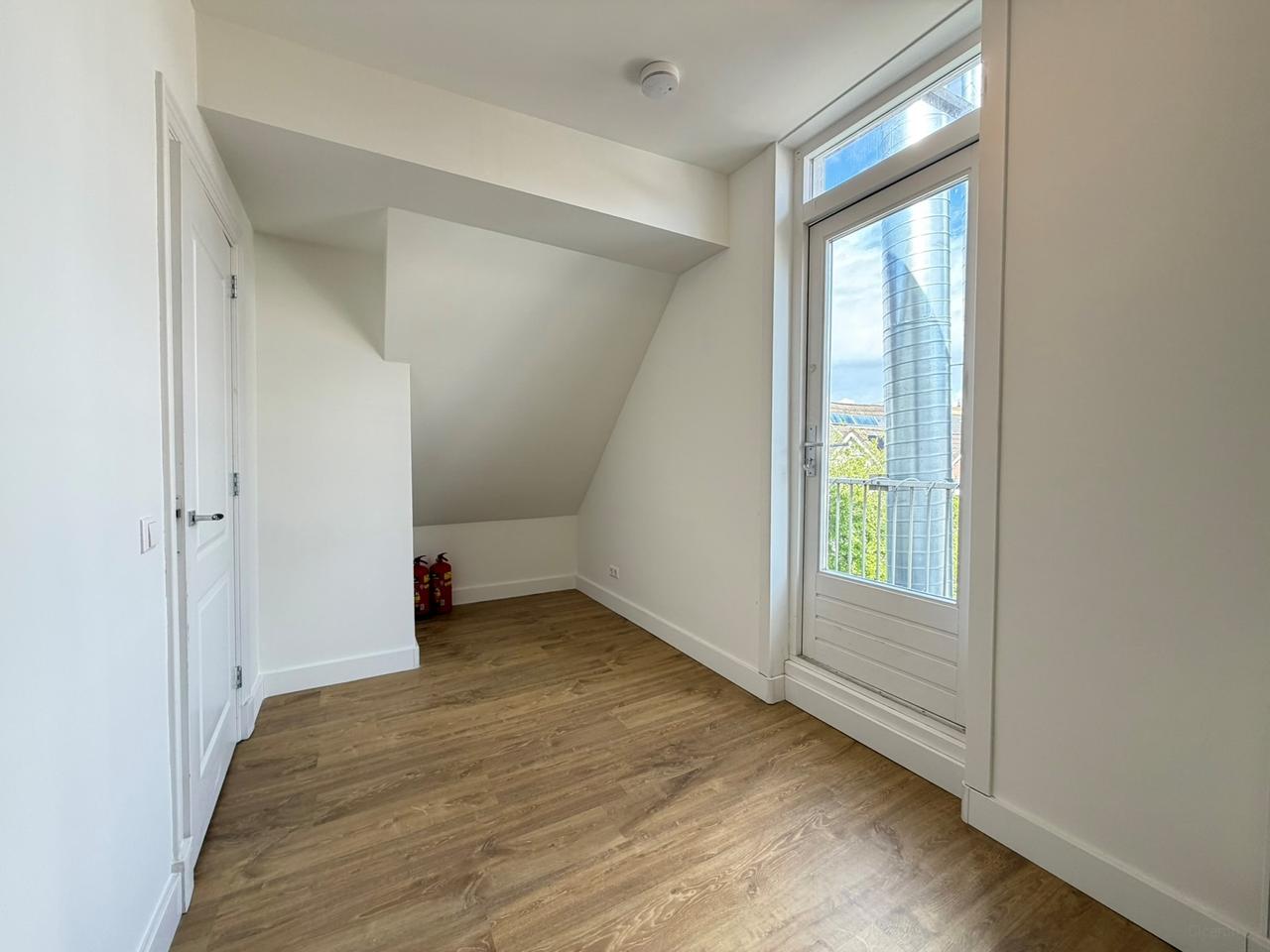 158 m² en zes slaapkamers in Middelland - Afbeelding 30