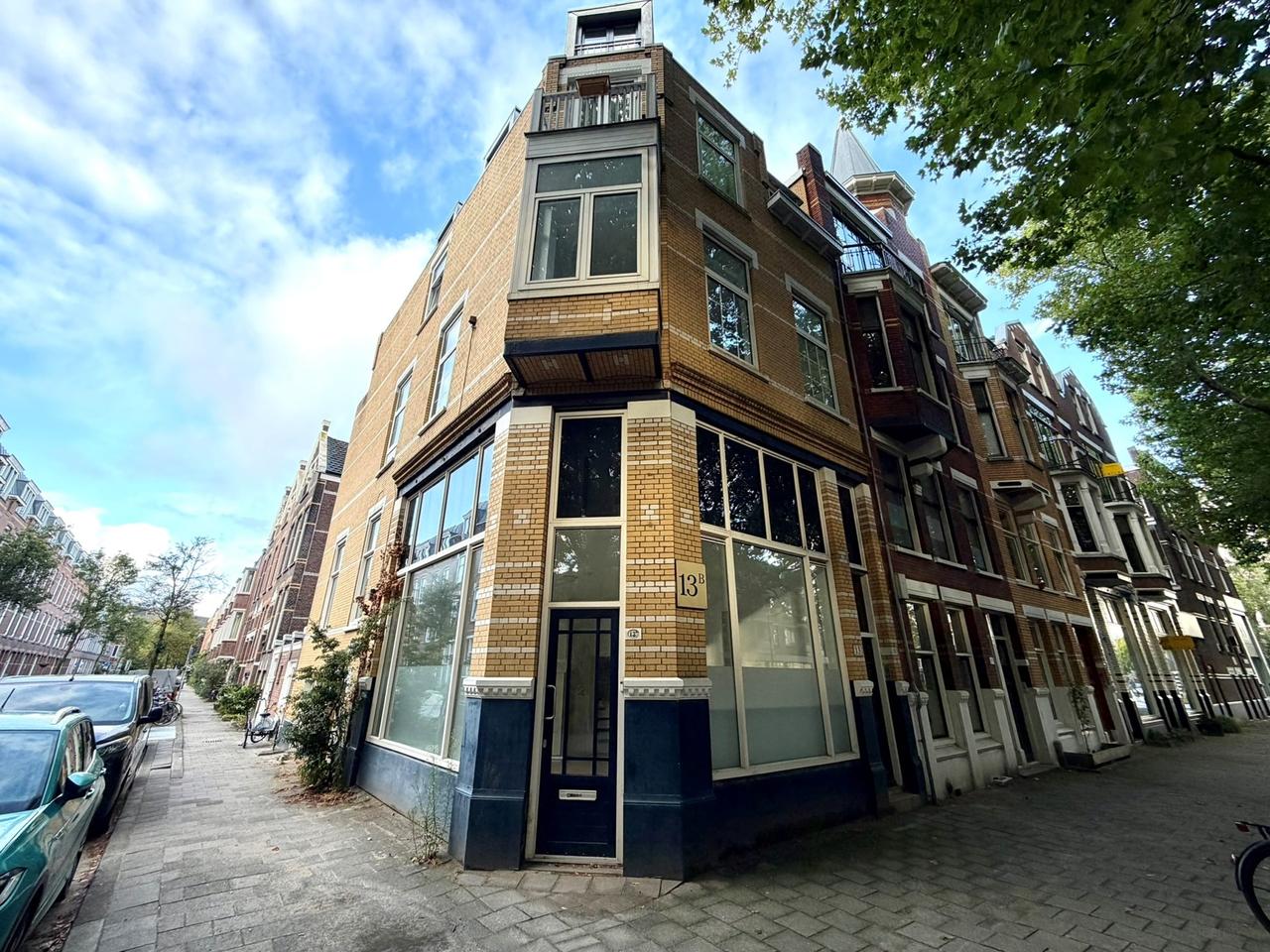 129 m² and five bedrooms in Rotterdam North - Image 2