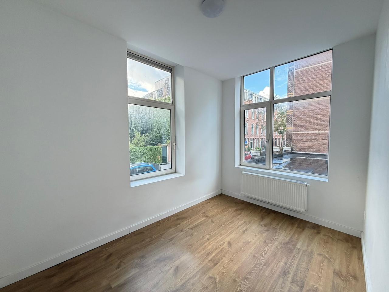 129 m² and five bedrooms in Rotterdam North - Image 29