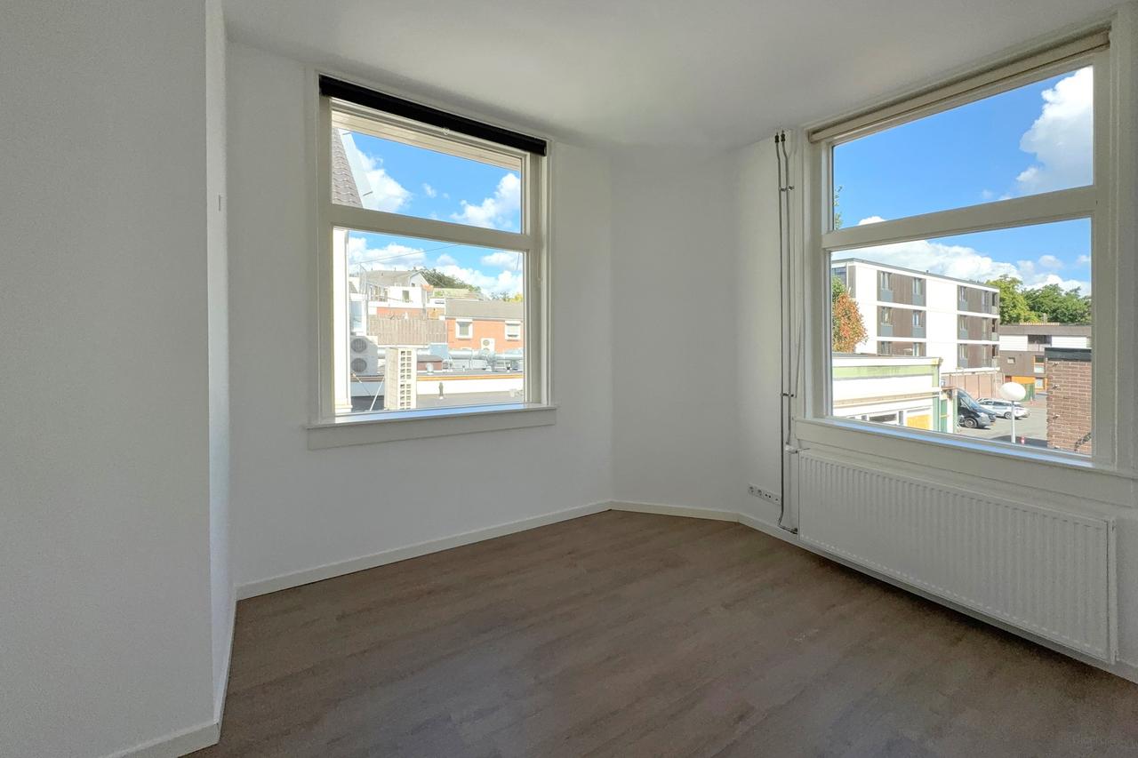 110 m² en twee balkons in hartje Hilversum - Afbeelding 7