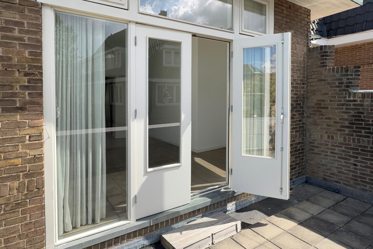 110 m² en twee balkons in hartje Hilversum - Afbeelding 8