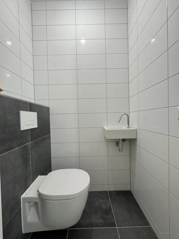 74 m² with private parking in Reviusbuurt - Image 8
