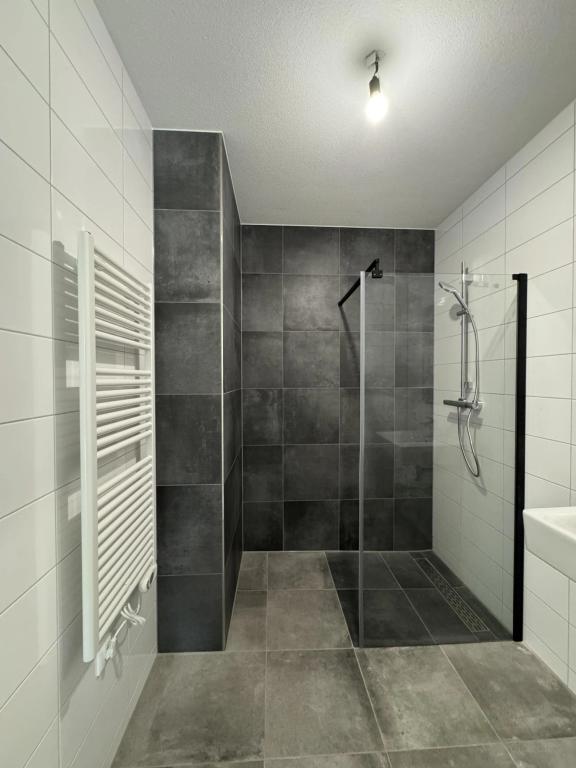 74 m² with private parking in Reviusbuurt - Image 16