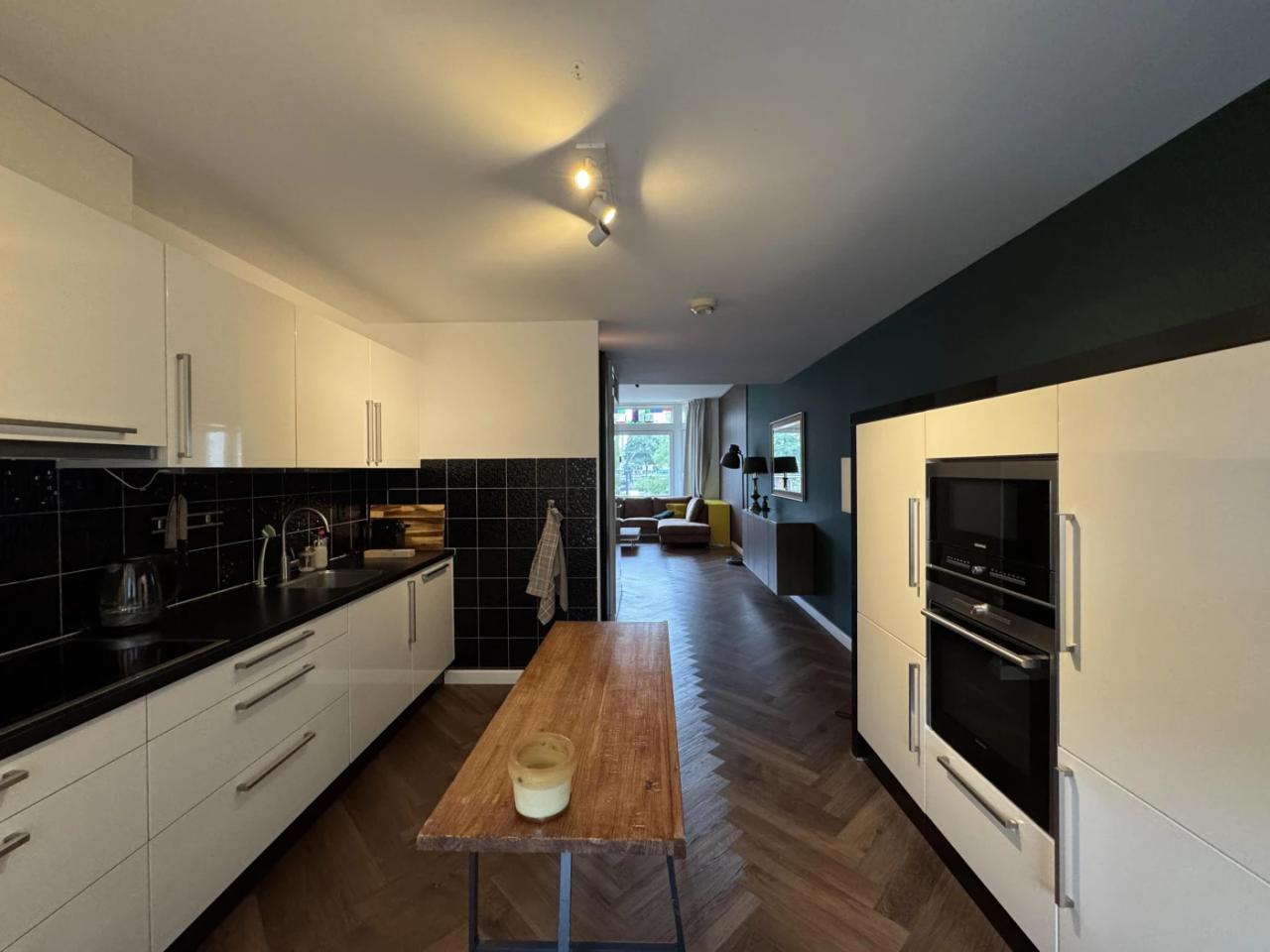 For Rent on Vierambachtsstraat, Rotterdam - Image 9