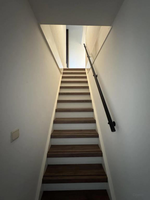 For Rent on Vierambachtsstraat, Rotterdam - Image 13