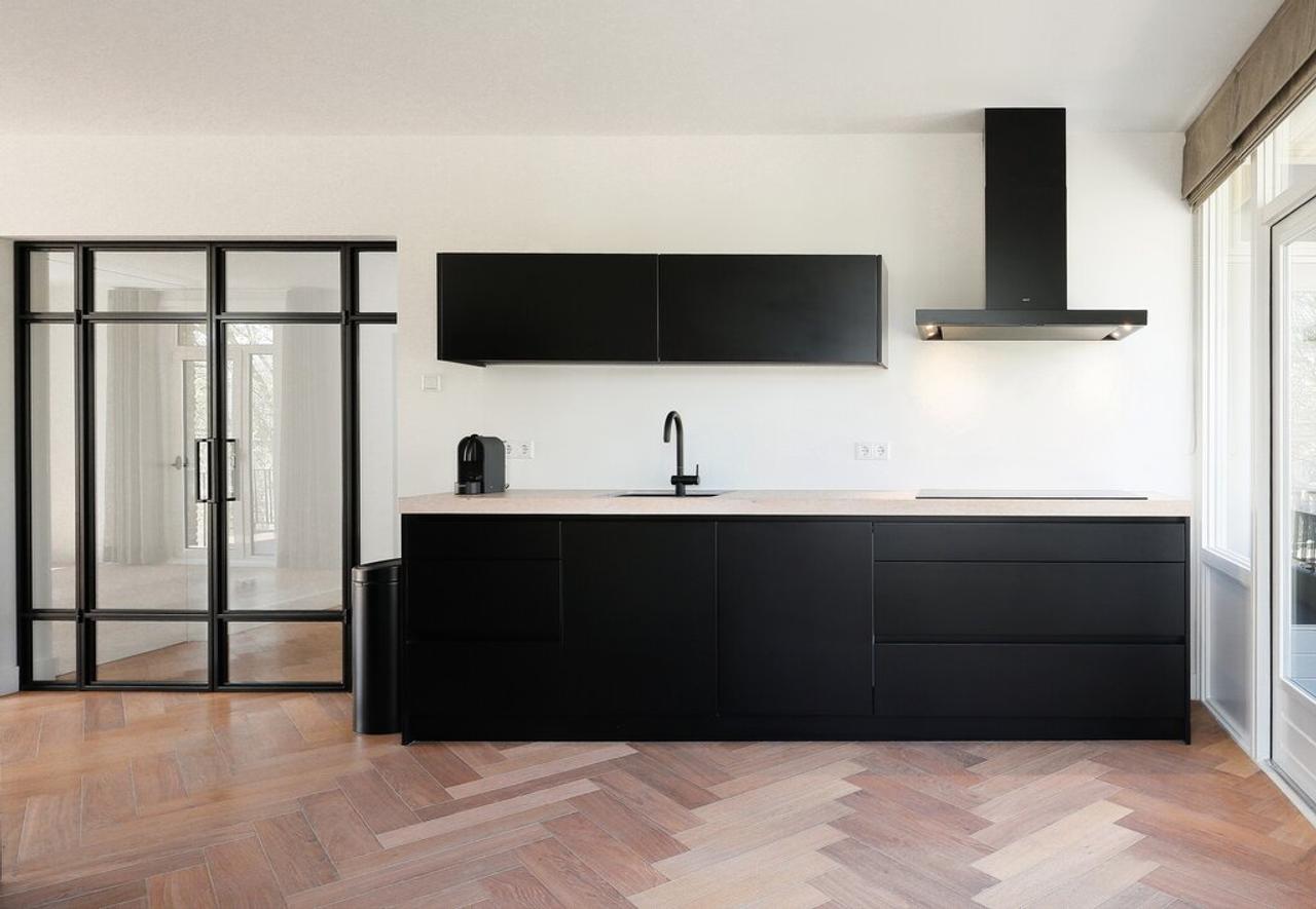 96 m² met drie kamers en zonnige balkons - Afbeelding 10