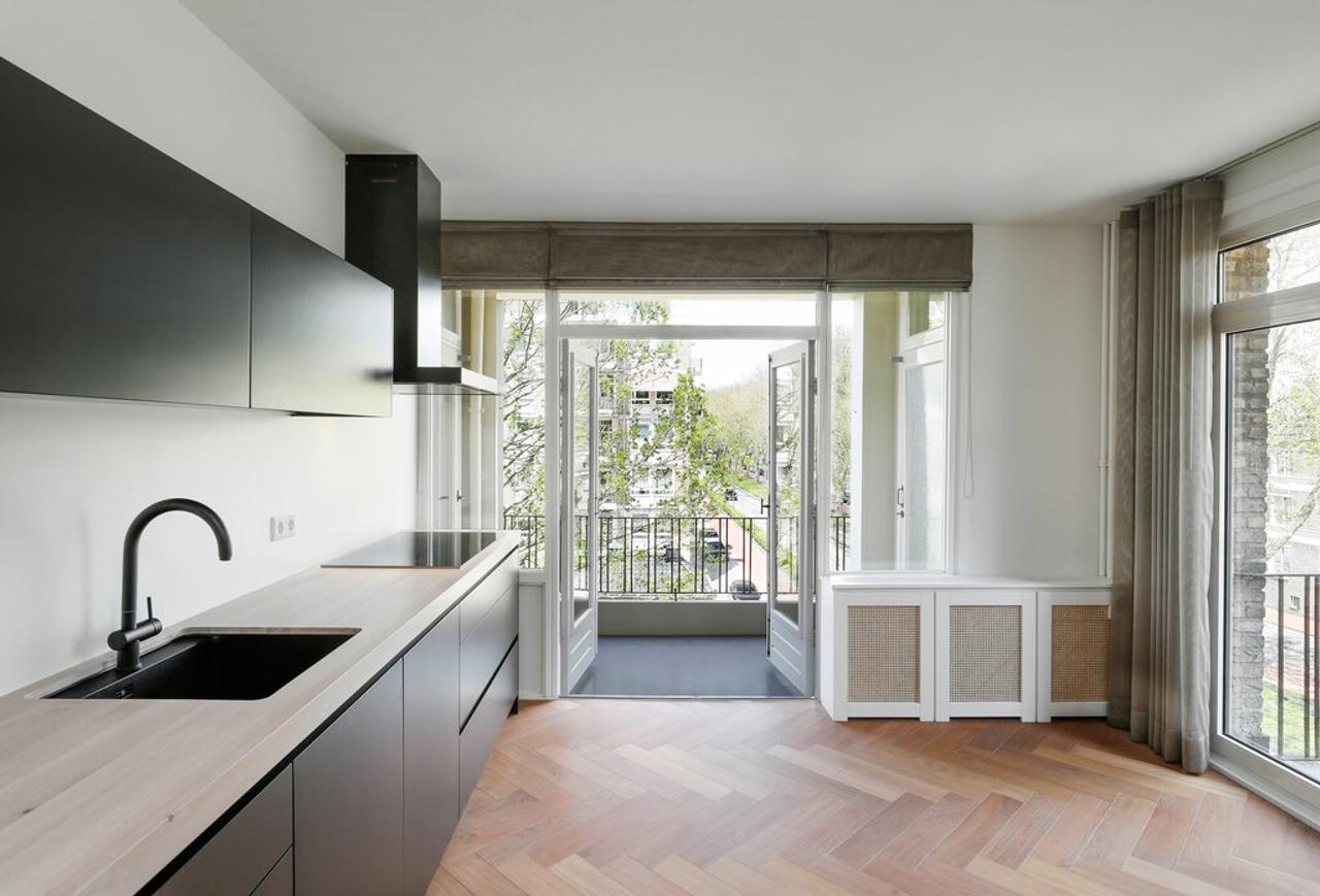 96 m² met drie kamers en zonnige balkons - Afbeelding 11