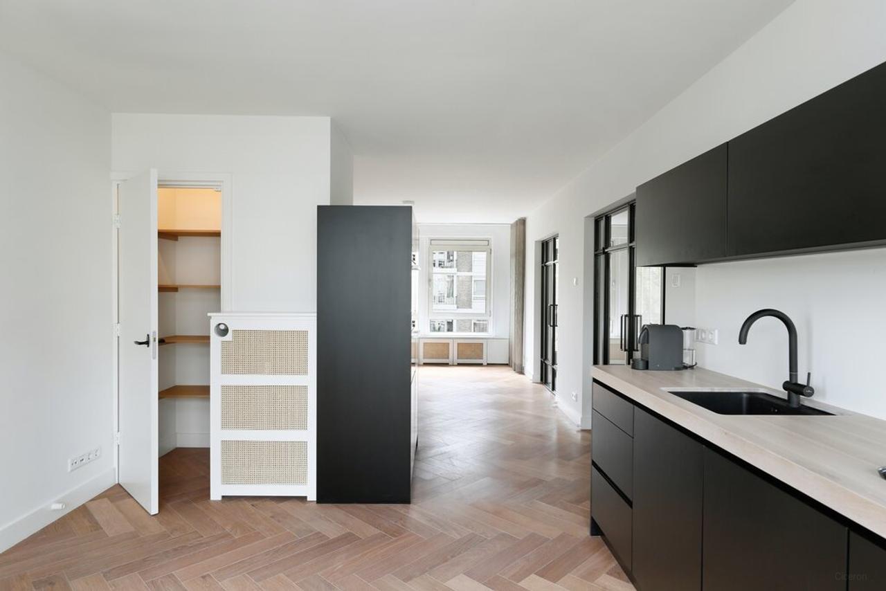 96 m² met drie kamers en zonnige balkons - Afbeelding 13