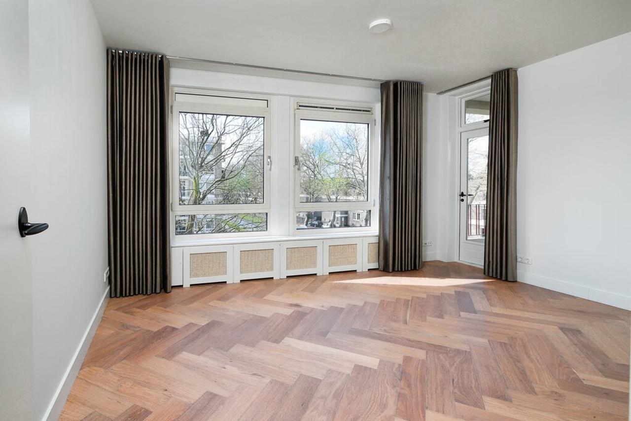 96 m² met drie kamers en zonnige balkons - Afbeelding 15