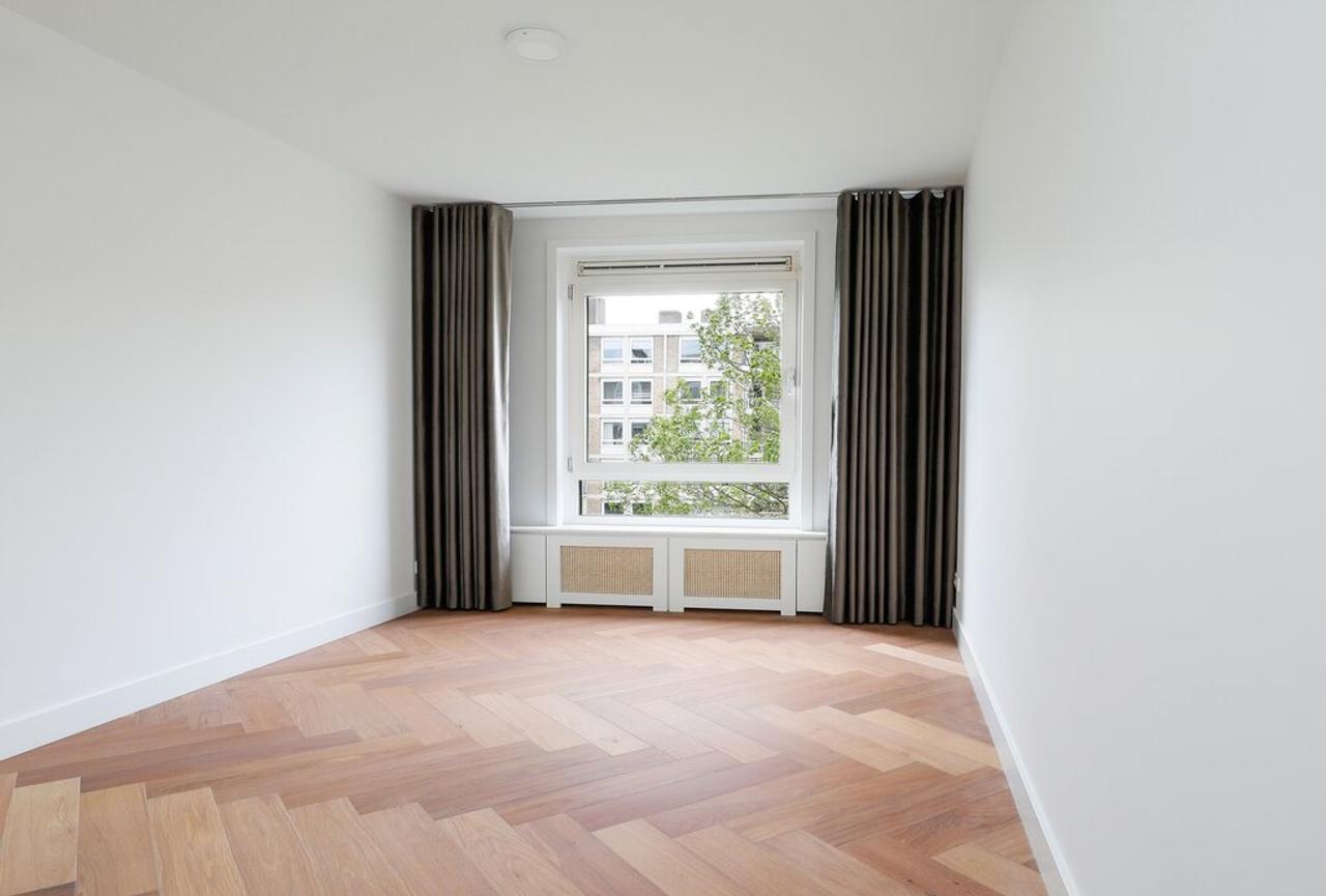 96 m² met drie kamers en zonnige balkons - Afbeelding 19