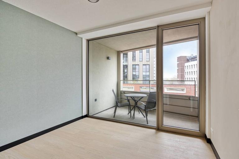 A+ apartment with balcony near Leiden Central - Image 10