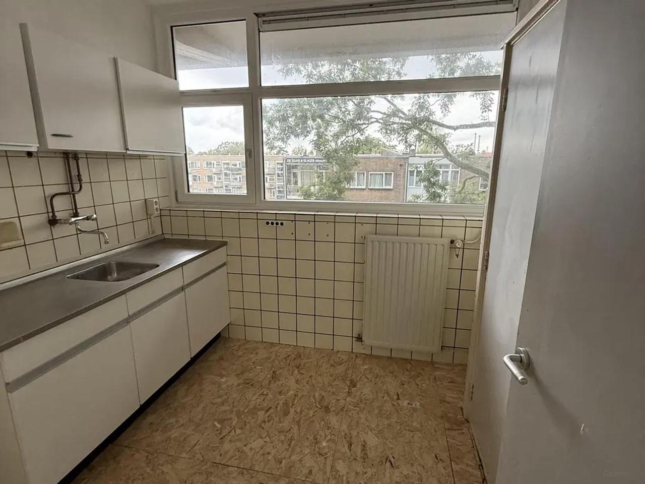 63 m² with balcony at Zuidplein - Image 10