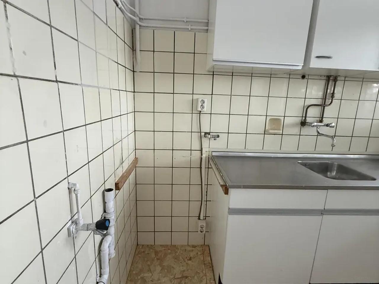 63 m² with balcony at Zuidplein - Image 11