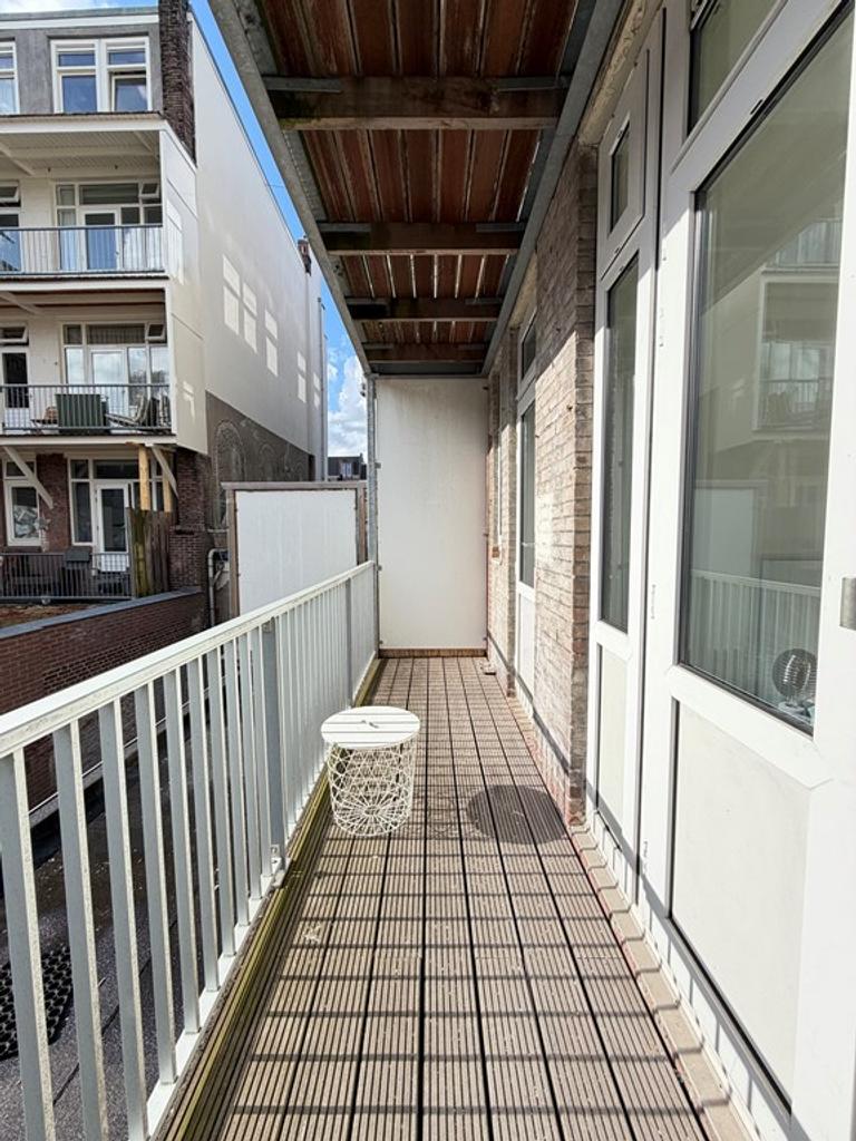 Sunny Balcony & 2 Bedrooms in Oud-West - Image 3