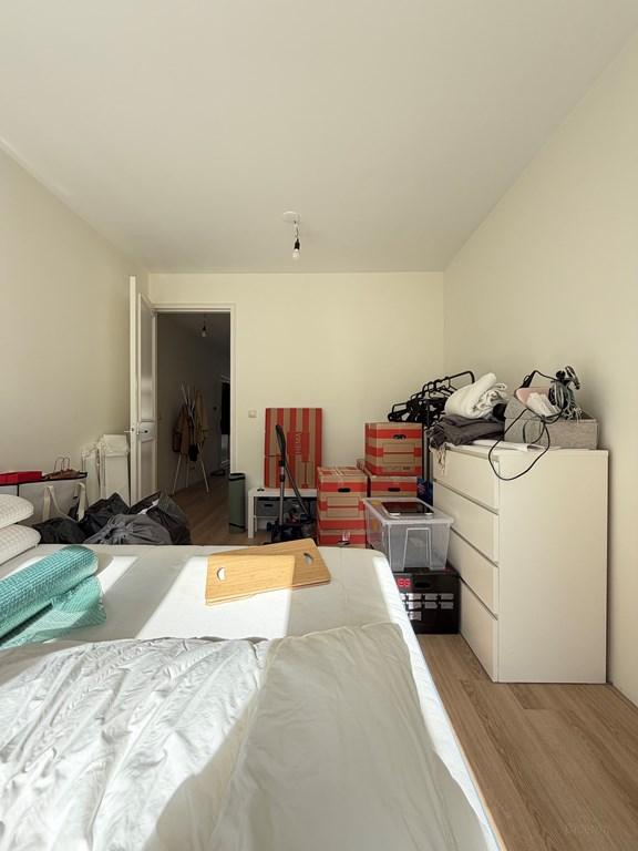 Sunny Balcony & 2 Bedrooms in Oud-West - Image 15