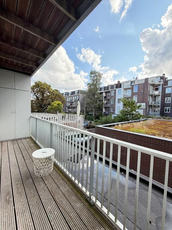 Sunny Balcony & 2 Bedrooms in Oud-West - Image 16