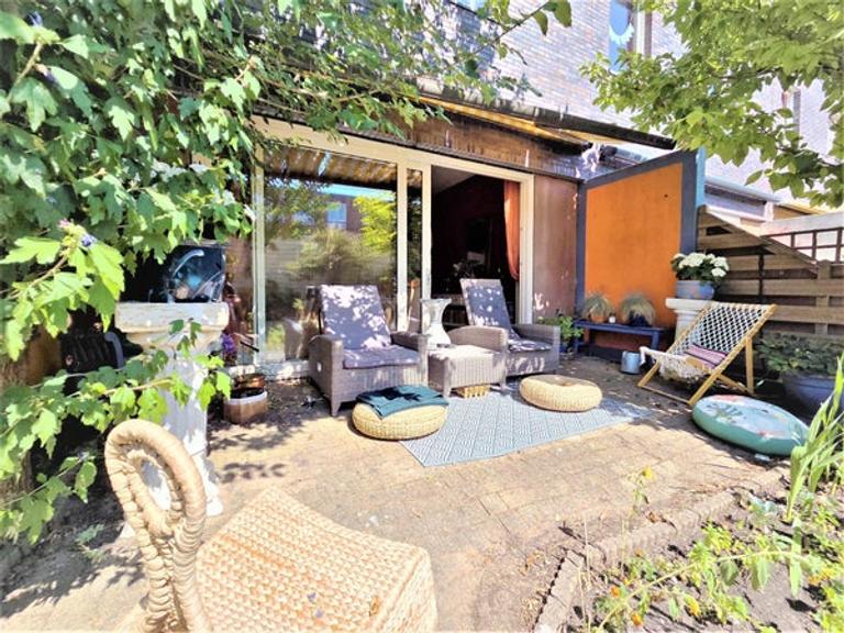 120 m² Maisonette with Sunny Garden - Image 12