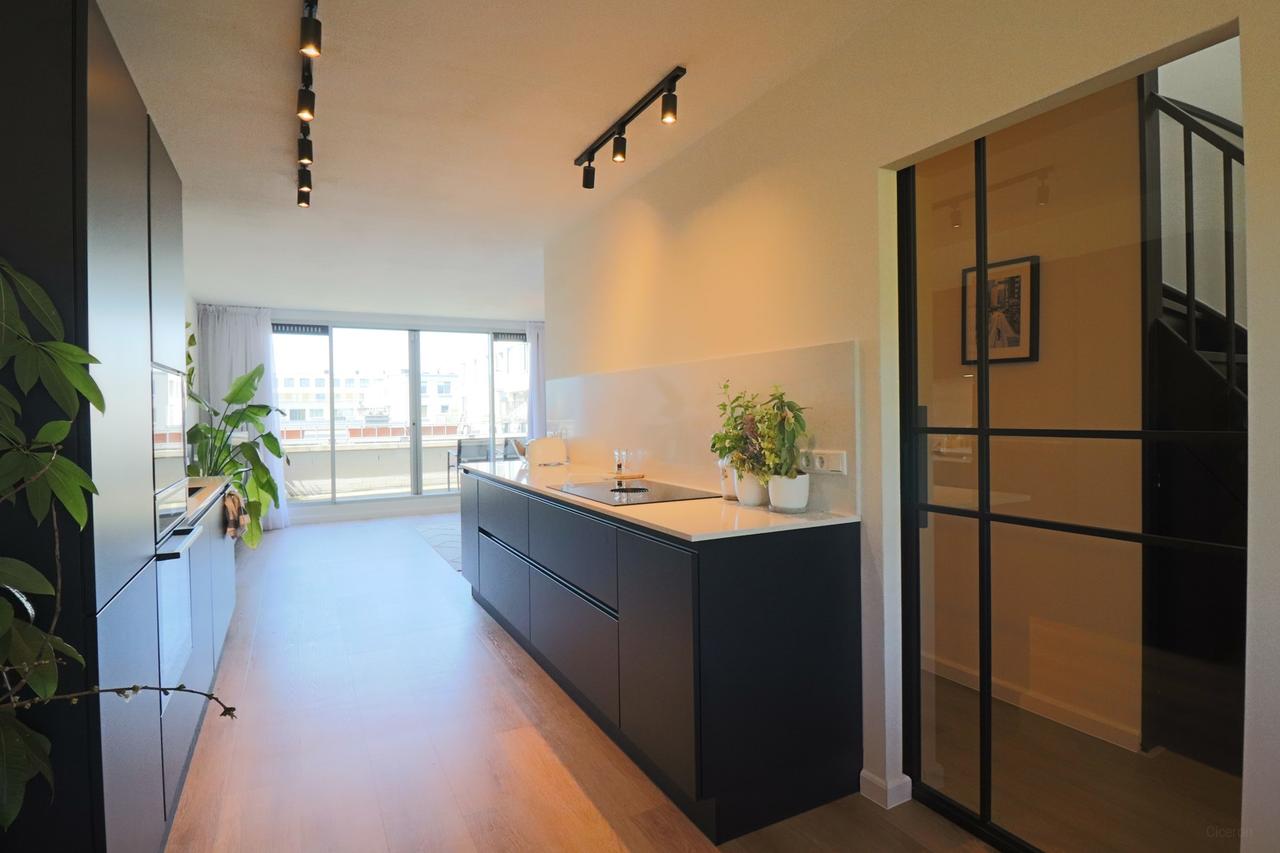 100 m² with 3 Bedrooms and Balcony - Image 6