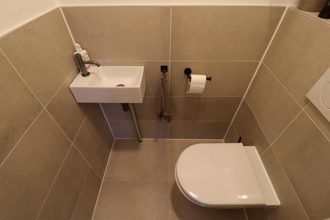 100 m² with 3 Bedrooms and Balcony - Image 21