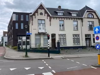 Centraal wonen met eigen parkeerplaats