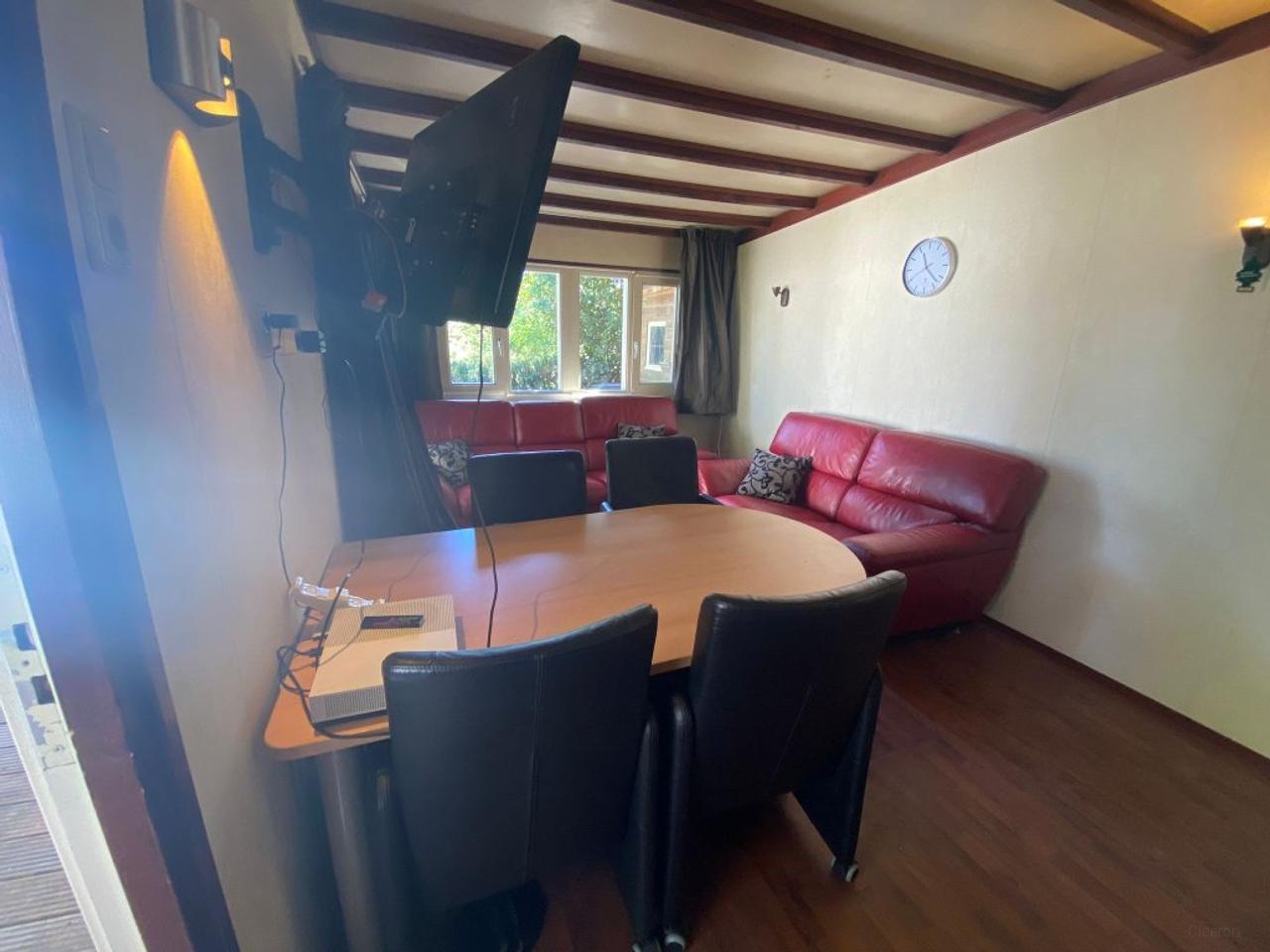 Gemeubileerd chalet met 4 slaapkamers - Afbeelding 8