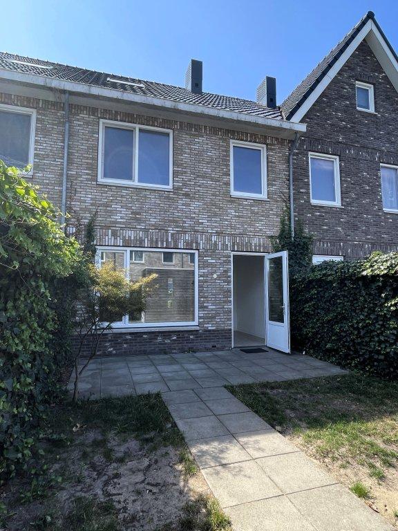 A+++ gezinswoning met 22 zonnepanelen in Gouda - Afbeelding 9