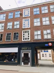 Centraal wonen met balkon en werkkamer