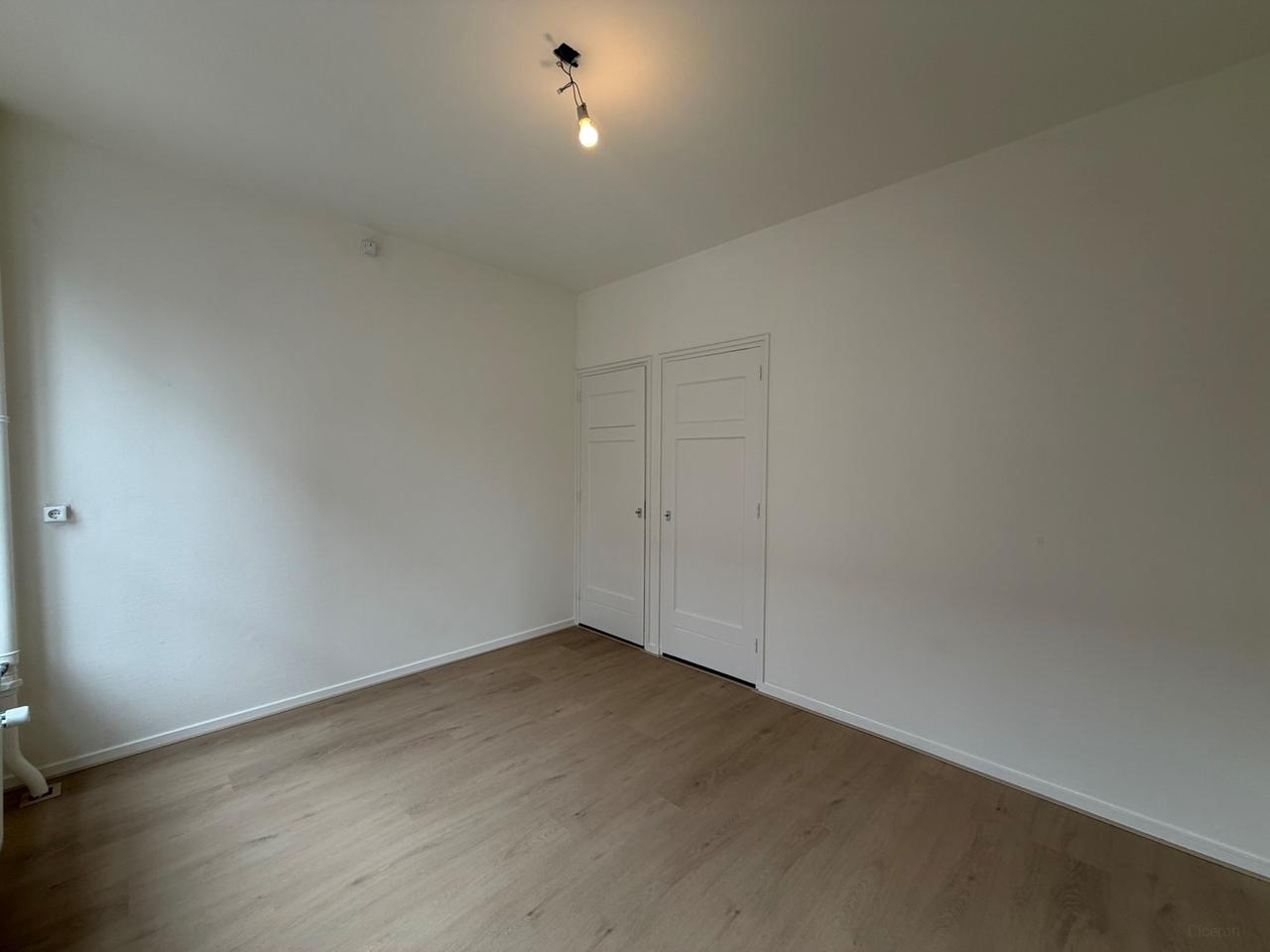 Centraal wonen met balkon en werkkamer - Afbeelding 19