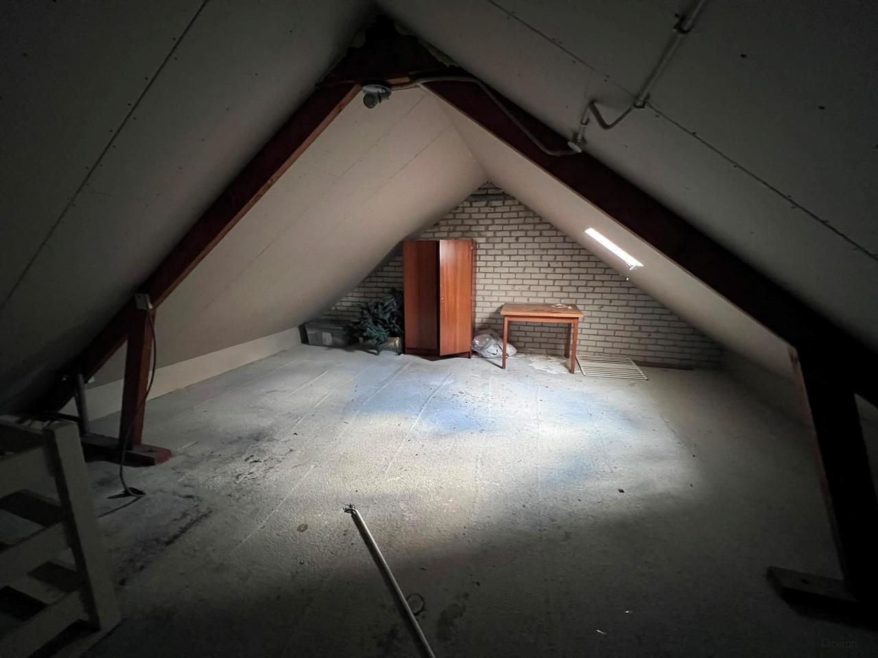 Three bedrooms, garden and attic in Finsterwolde - Image 12