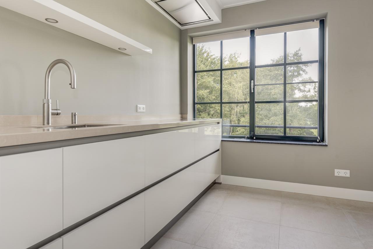 171 m² of living space with three balconies in Wassenaar - Image 5