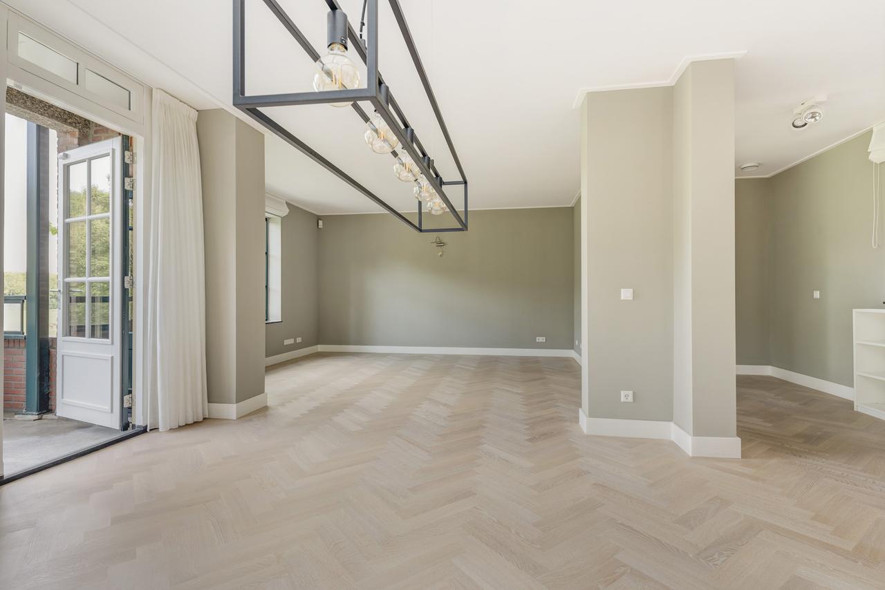 171 m² of living space with three balconies in Wassenaar - Image 6