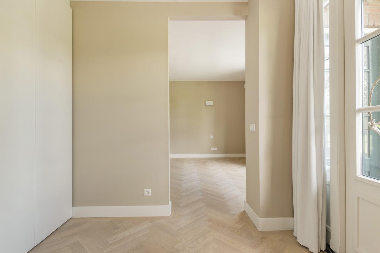 171 m² of living space with three balconies in Wassenaar - Image 14