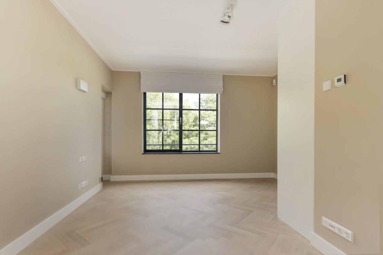 171 m² of living space with three balconies in Wassenaar - Image 19