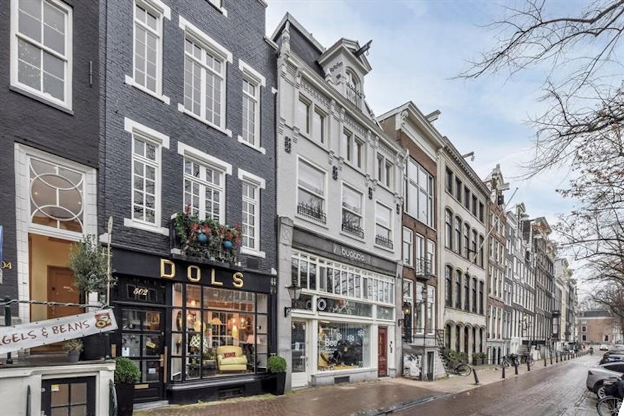 Two-Bedroom Apartment with Balcony on Keizersgracht - Image 17