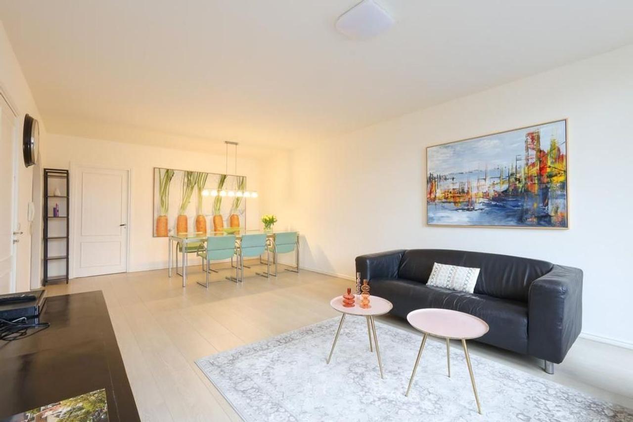 Renting on Jacob van Lennepkade - Image 2