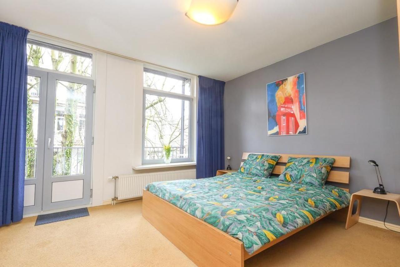 Renting on Jacob van Lennepkade - Image 12