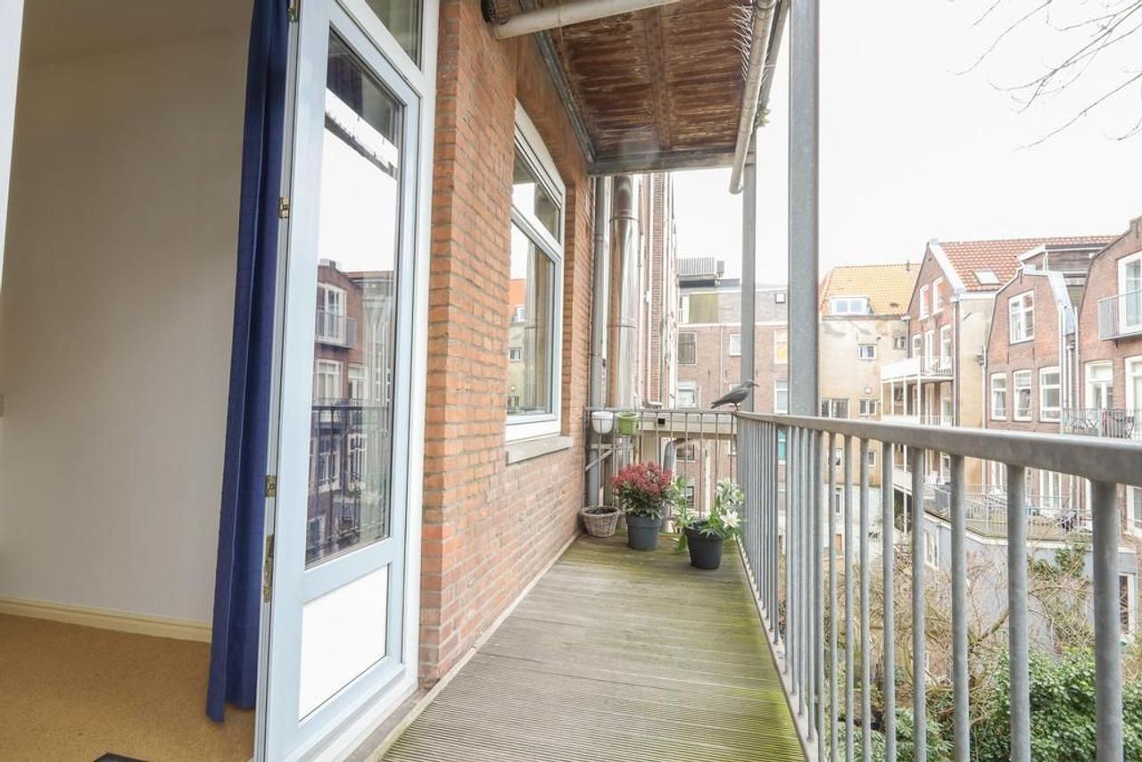 Renting on Jacob van Lennepkade - Image 17