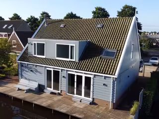 Detached Waterfront Living in Amsterdam